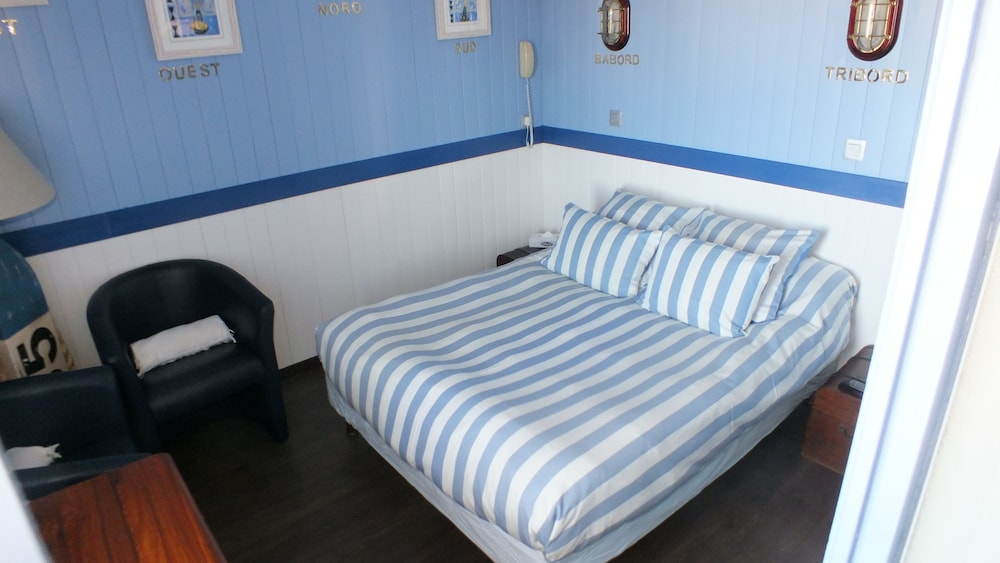 Classic Double Room, Sea View (Amiral Cazo) photo 1