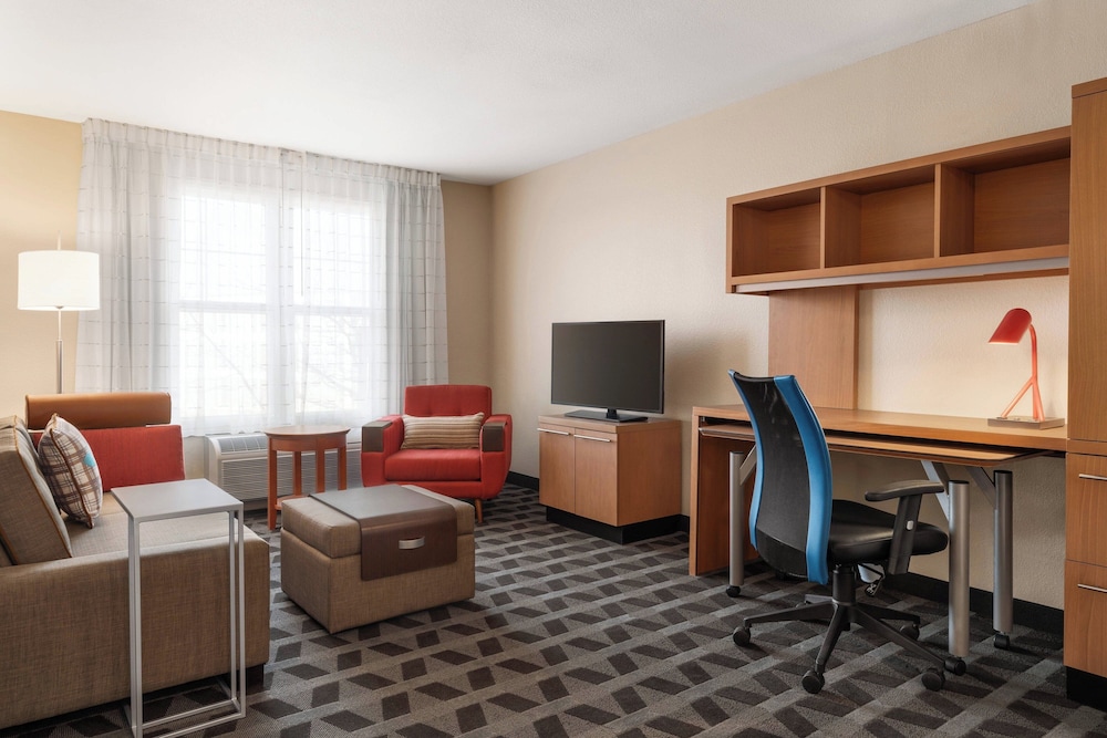 Suite, 1 Bedroom (Mobility/Hearing Accessible, Tub) photo 3