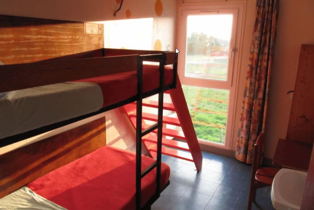 Shared Dormitory, Male Only (Bed in 3) photo 2