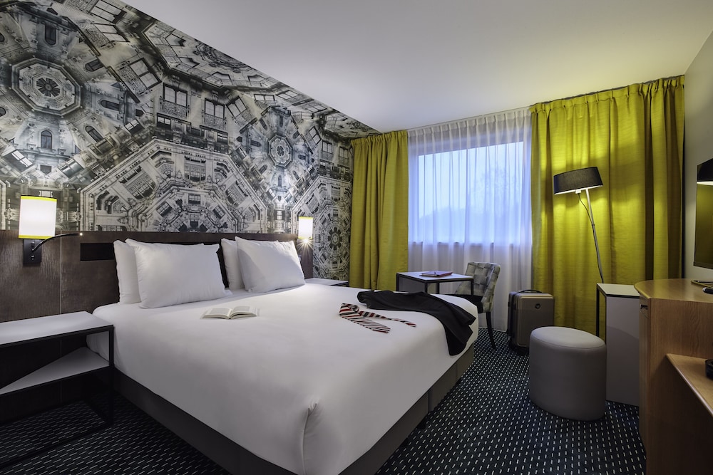 Privilege, Room, 1 King Bed