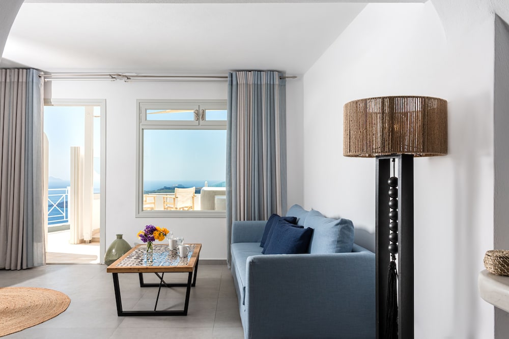 Sapphire Suite - Photo 1