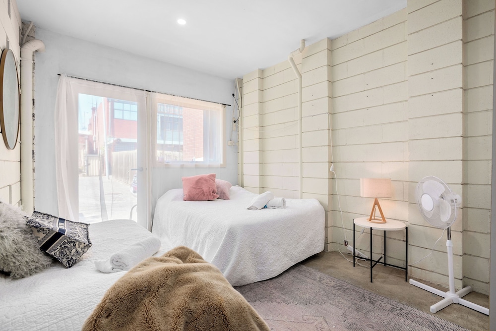 Family Triple Room, City View photo 1