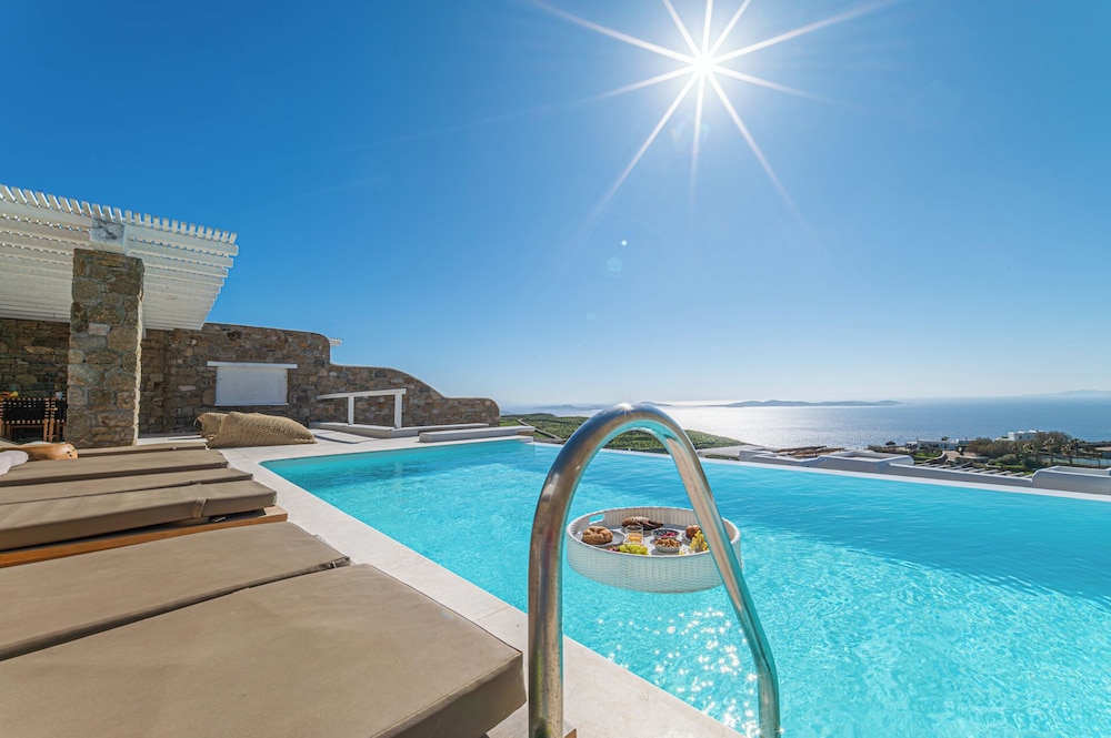 Premium Villa, Multiple Bedrooms, Private Pool