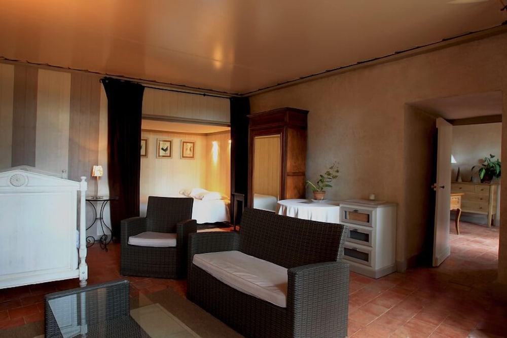 Apartment (La Rochelière)