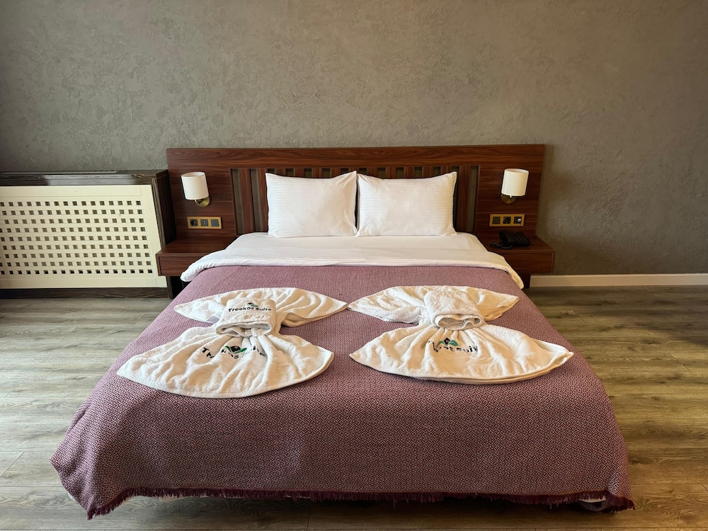 Superior Room, Sea View - Photo 22