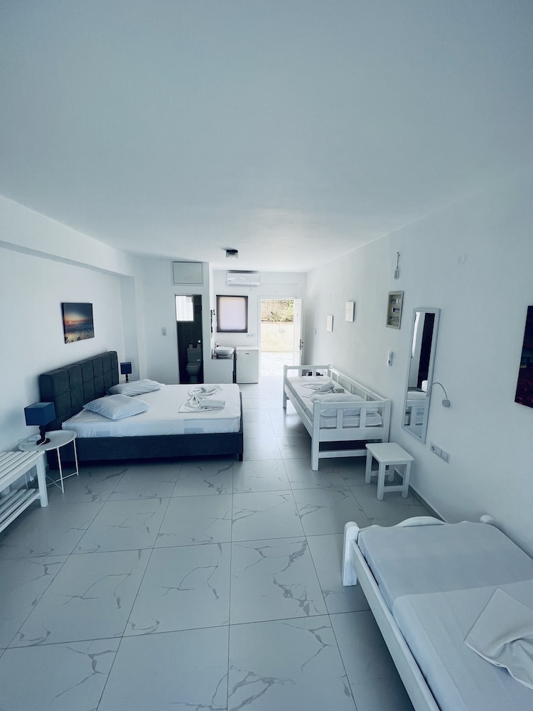 Flat Suite 04