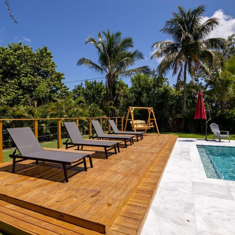 Fresh Luxe Villa w Heated Pool Grill Chill Spots, Billede 42