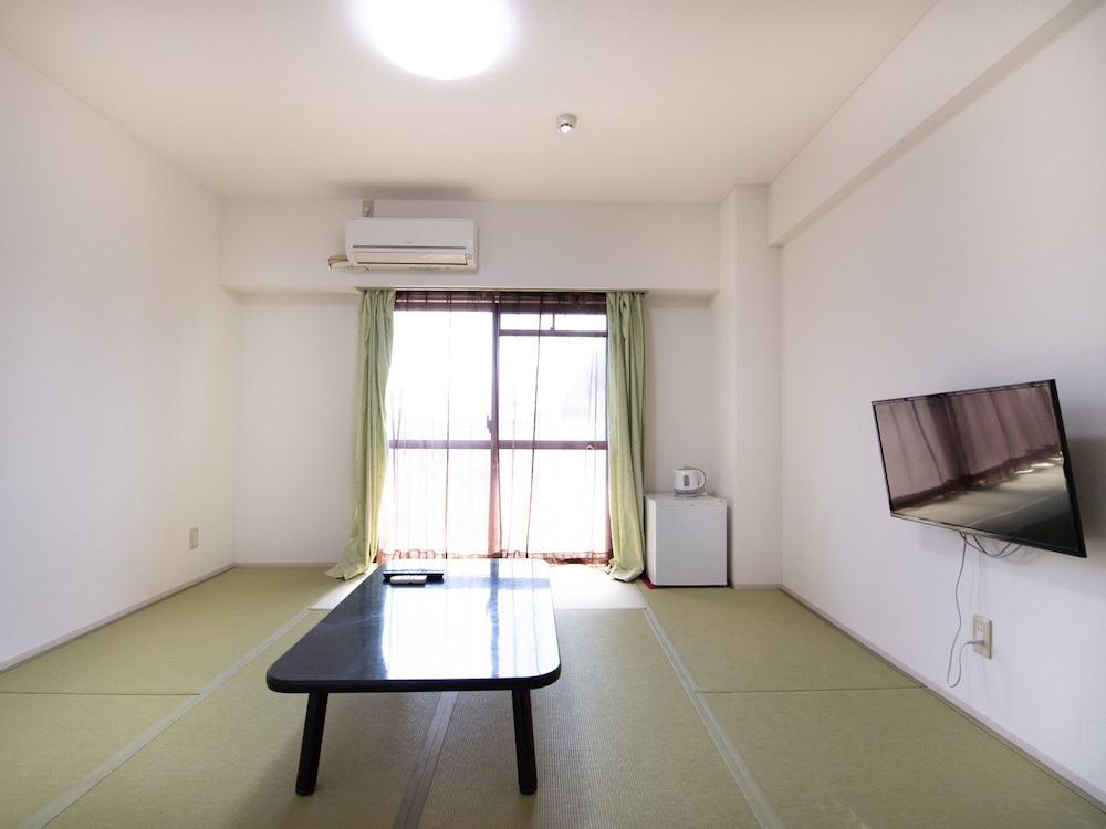 Traditional Triple Room, Non Smoking photo 3