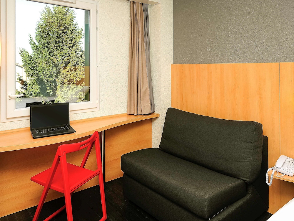 Standard Room, 1 Double Bed - Photo 3