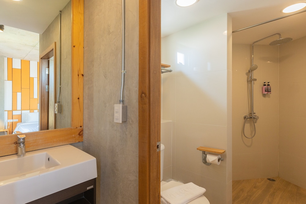 Deluxe Triple Room - Photo 6