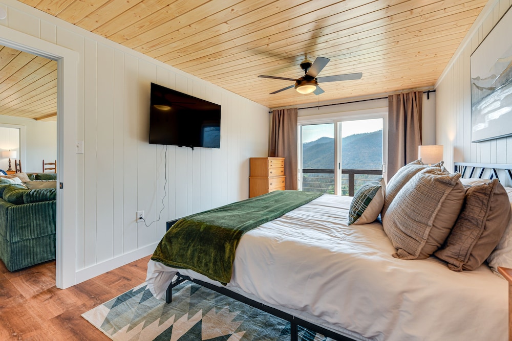 House (4 Bedrooms) photo 1