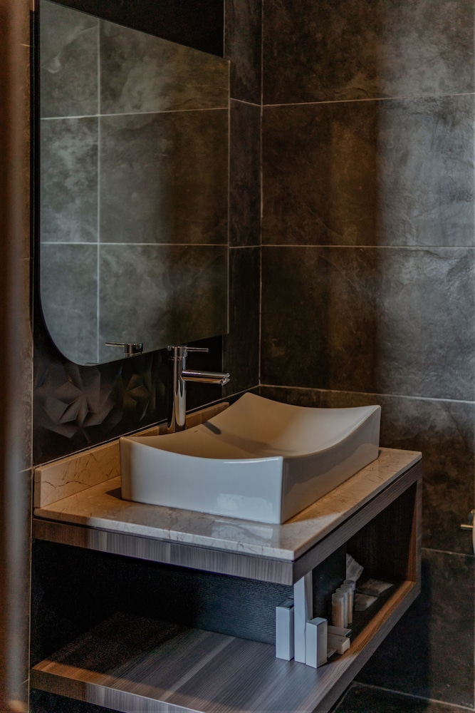 Superior Room - Photo 6