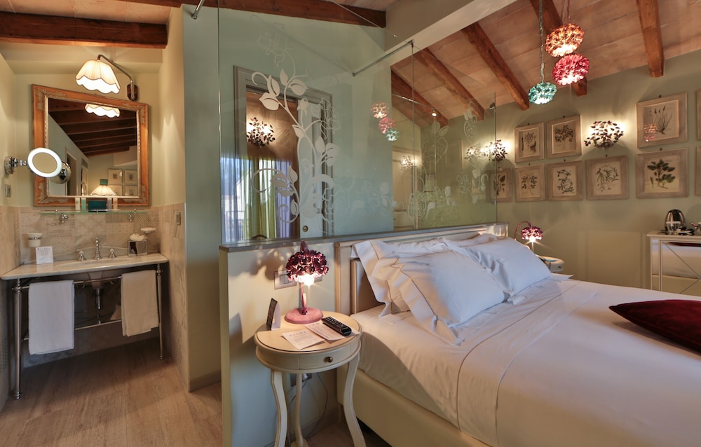 Junior Room (La Botanica)