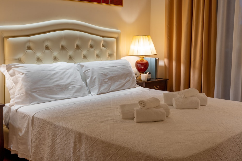 Deluxe Double Room, Balcony photo 3