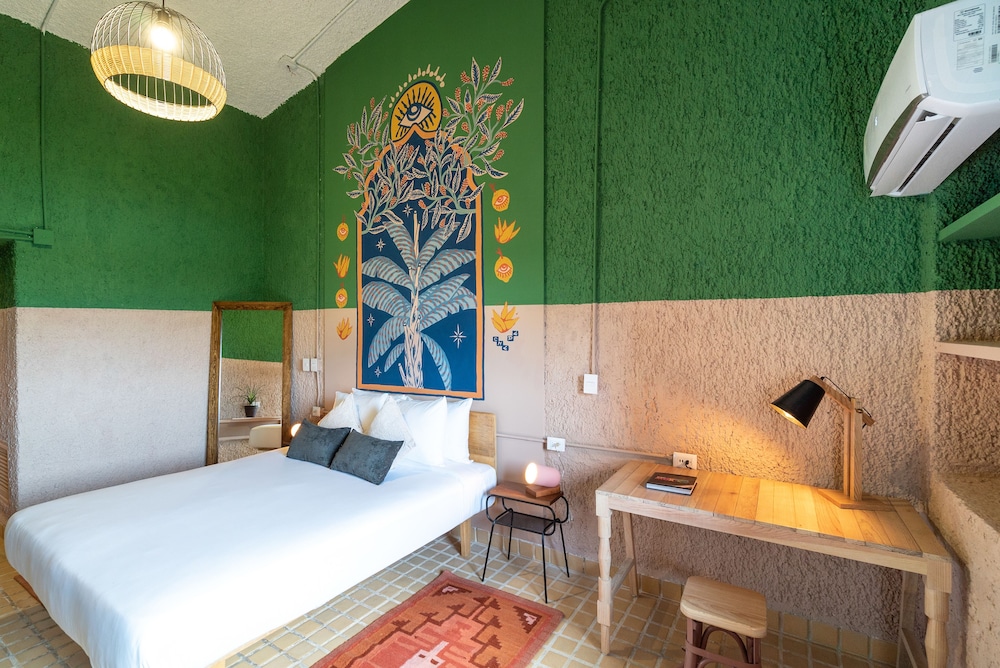 Premium Room (Queen), Lagoon View - Photo 2