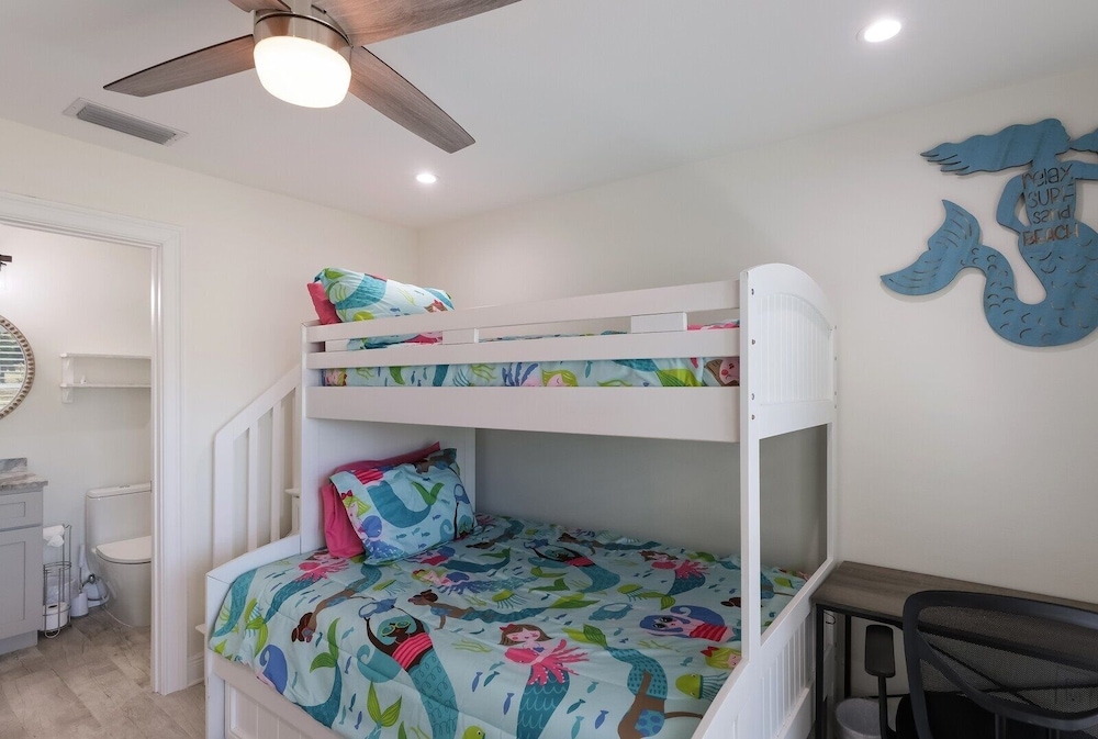 House, 4 Bedrooms photo 1