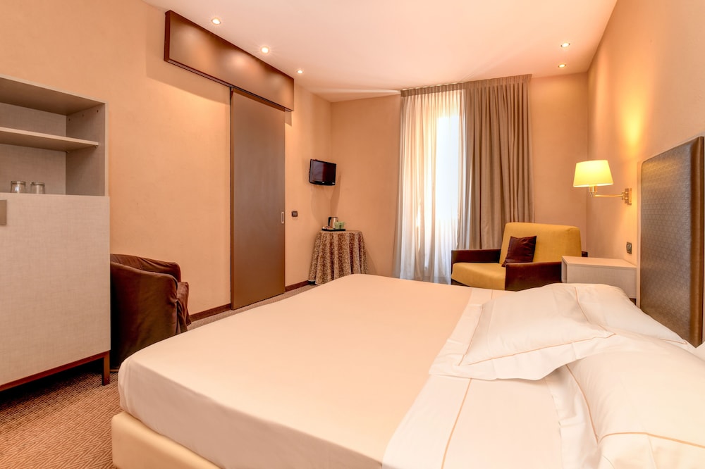 Superior Room - Photo 3