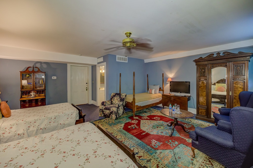 Confederate Room photo 1
