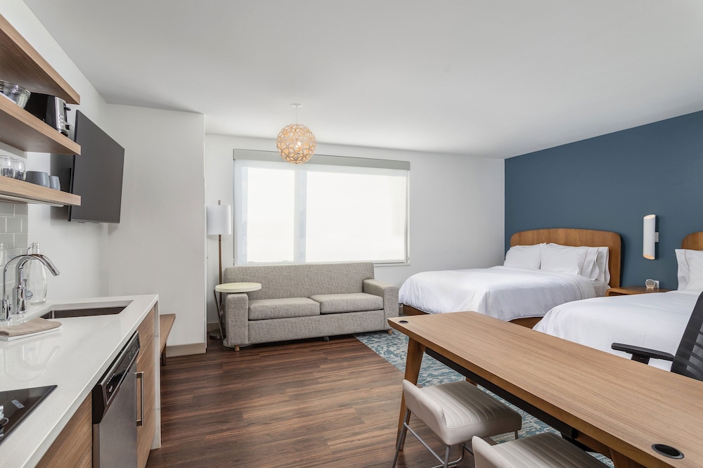 Studio, Multiple Beds - Photo 2