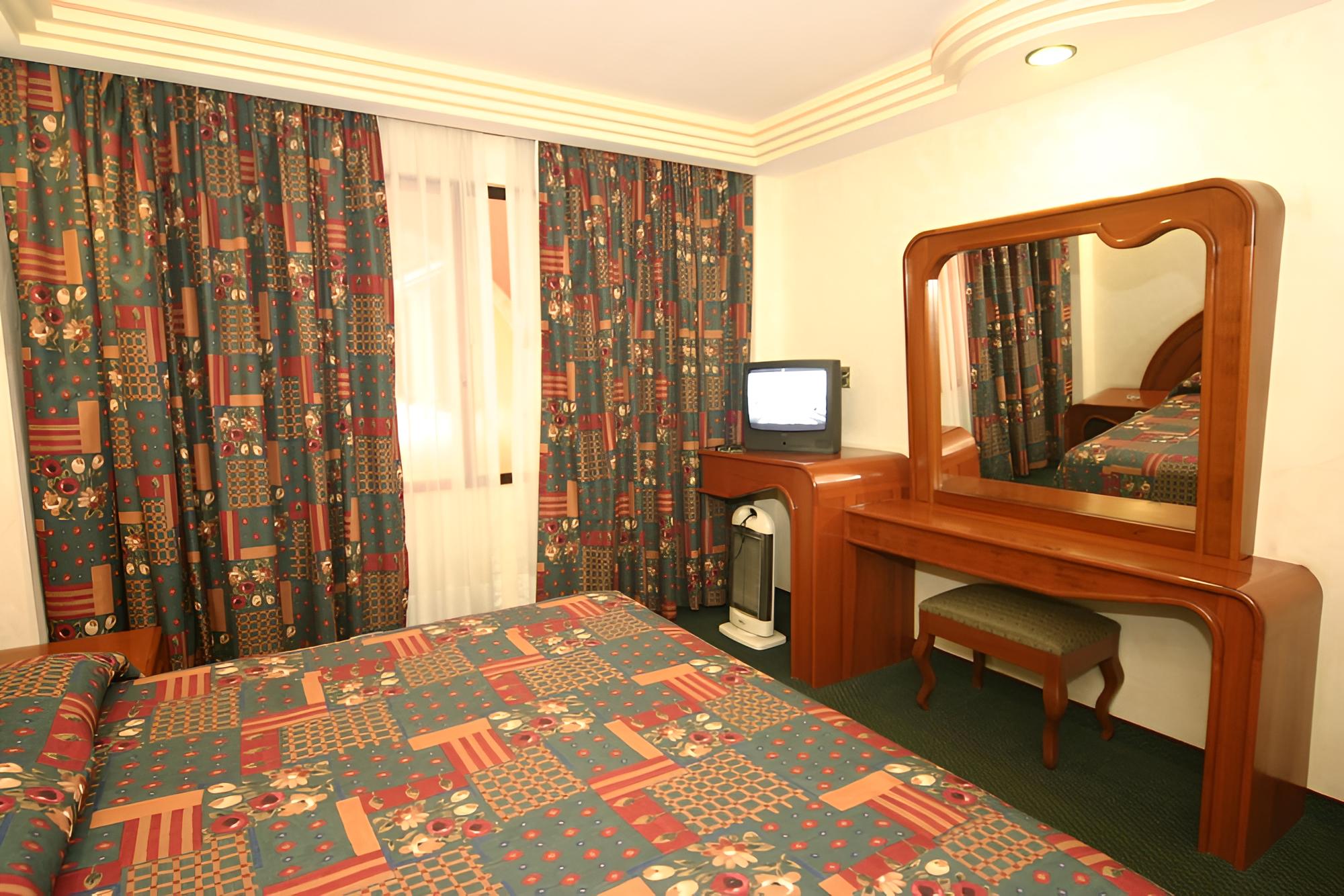 Standard Room photo 3