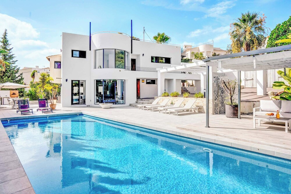 Villa (5 Habitaciones)