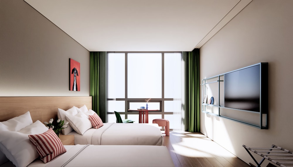 Superior Twin Room, City View