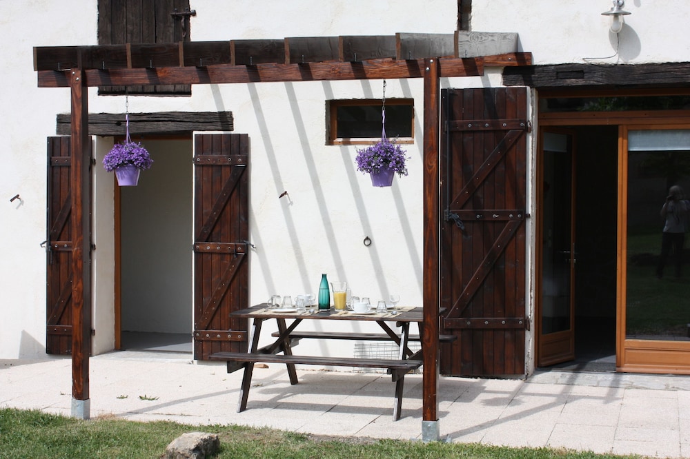 Superior Twin Room, Courtyard View photo 3