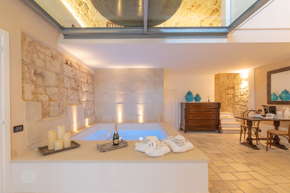 Suite Deluxe with Private Pool photo 3
