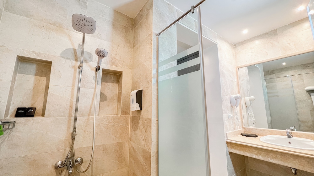Superior Double or Twin Room, Sea View photo 3