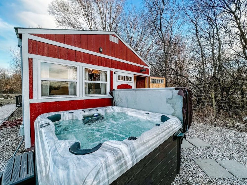 Ruby s Red Cabin Hot Tub Nature Horses Indy, Billede 31