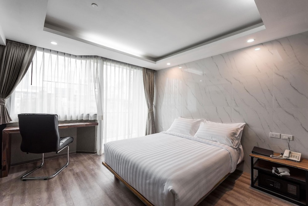 Deluxe Double Room, Non Smoking, Private Bathroom photo 1