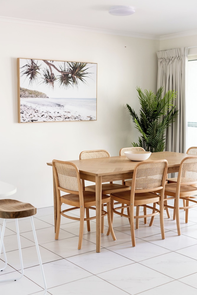 1 Bedroom Townhouse Superior LO photo 2