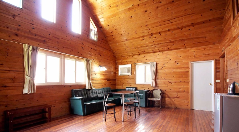 Chalet (6 People) photo 1