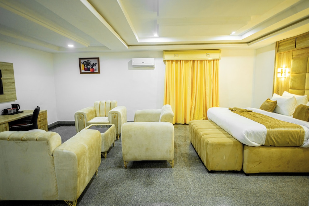 Executive Room photo 2