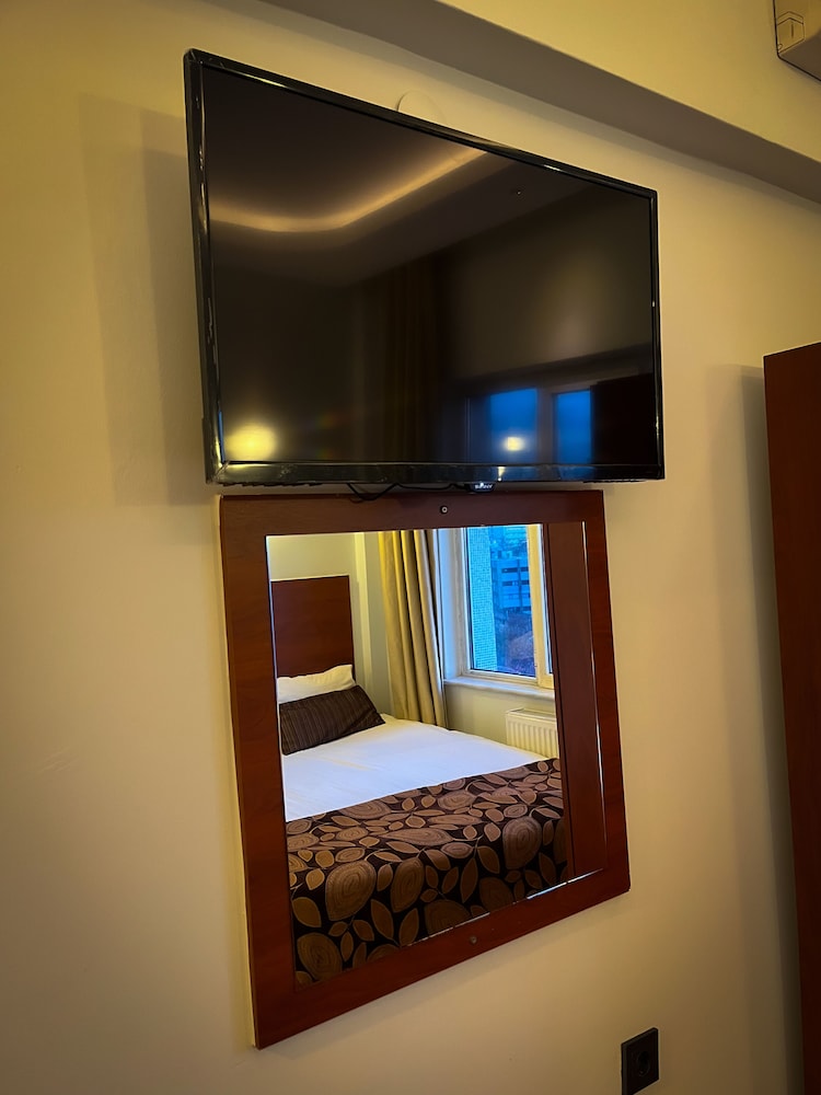 Economy Room - Photo 2