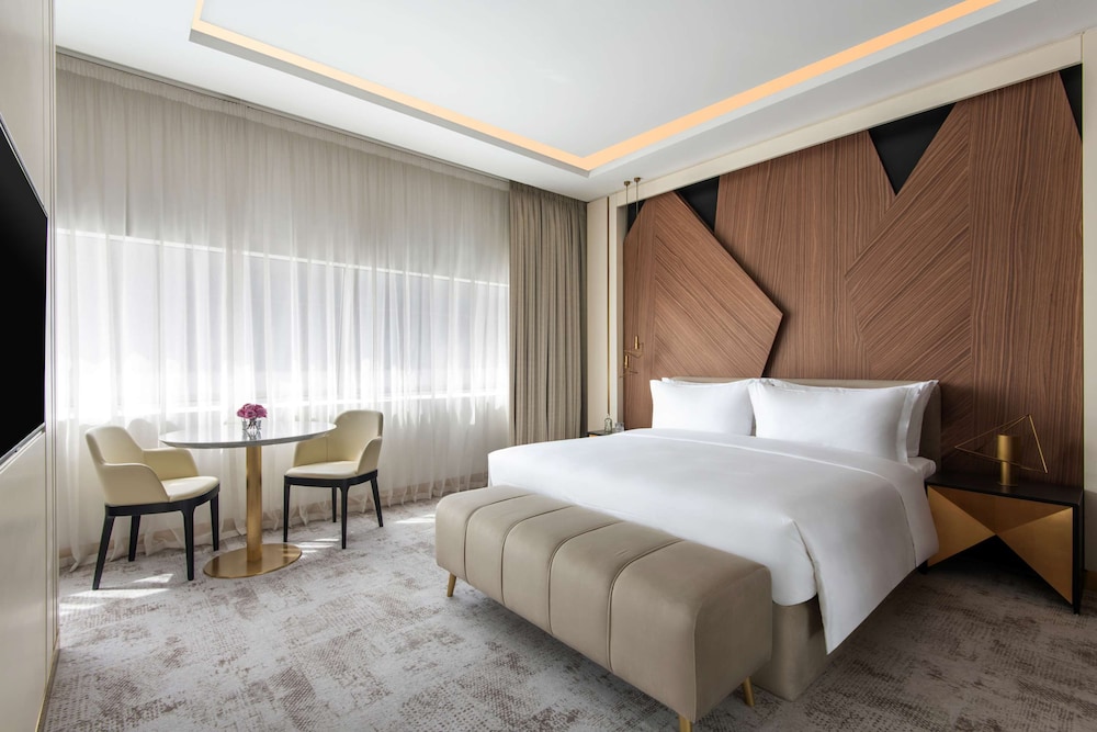 Junior Suite - Photo 1