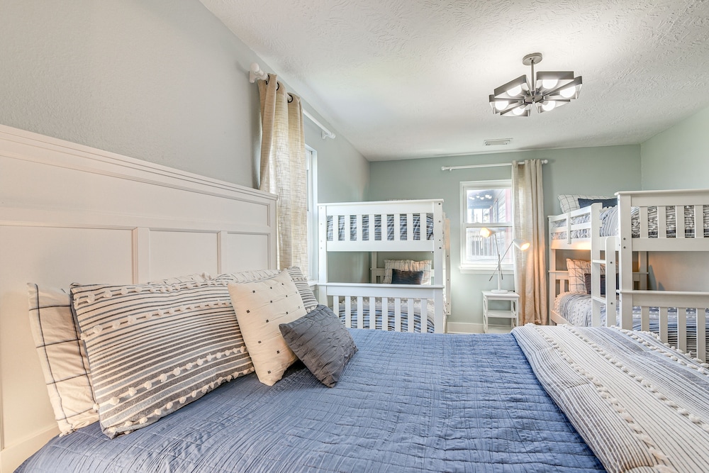 House (4 Bedrooms) photo 2
