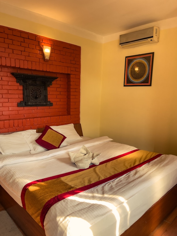 Executive Room, 1 King Bed, Balcony
