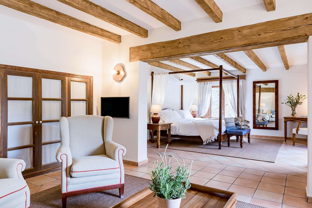 Junior Suite (Singular) - Photo 4