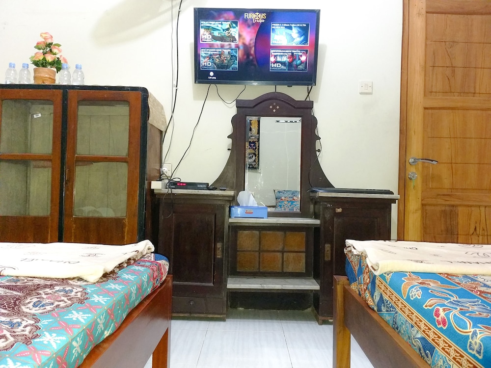 Family Quadruple Room, 2 Double Beds - Photo 4