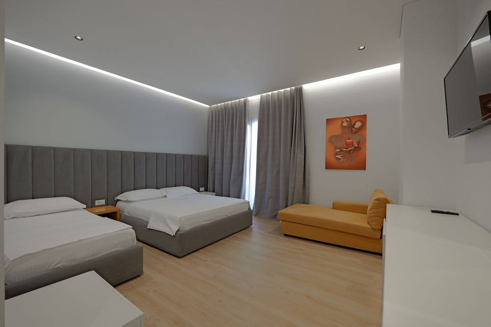 Triple Room, City View