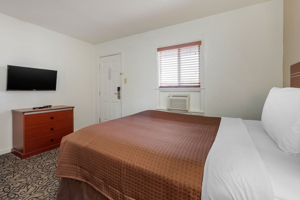 Standard Room photo 3