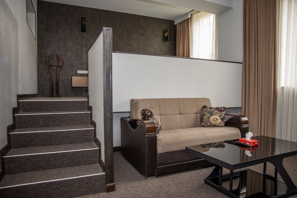 Executive Suite, 1 Bedroom photo 1
