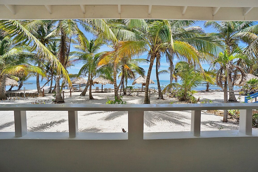 Ocean Front Casita - Studio - B2