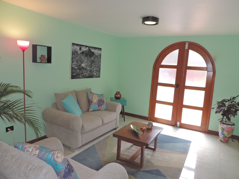 Superior Suite, Garden View photo 3