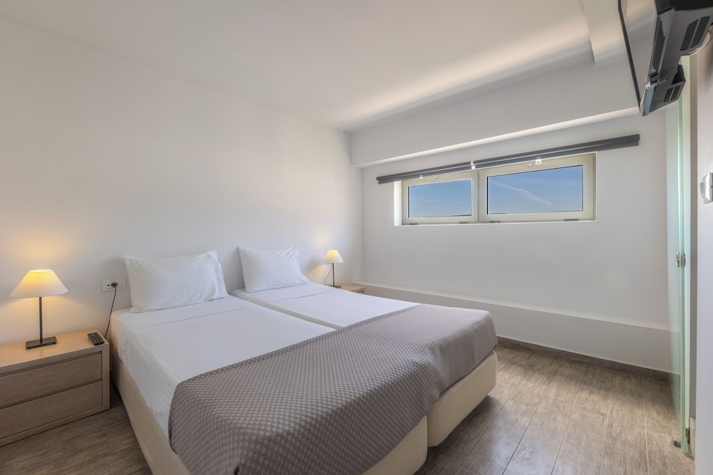 Duplex, 2 Bedrooms, Garden View photo 2