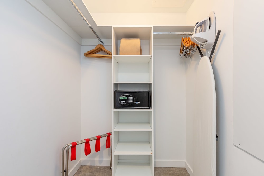 Luxury Condo, 1 Bedroom, Kitchen, Bay View photo 1