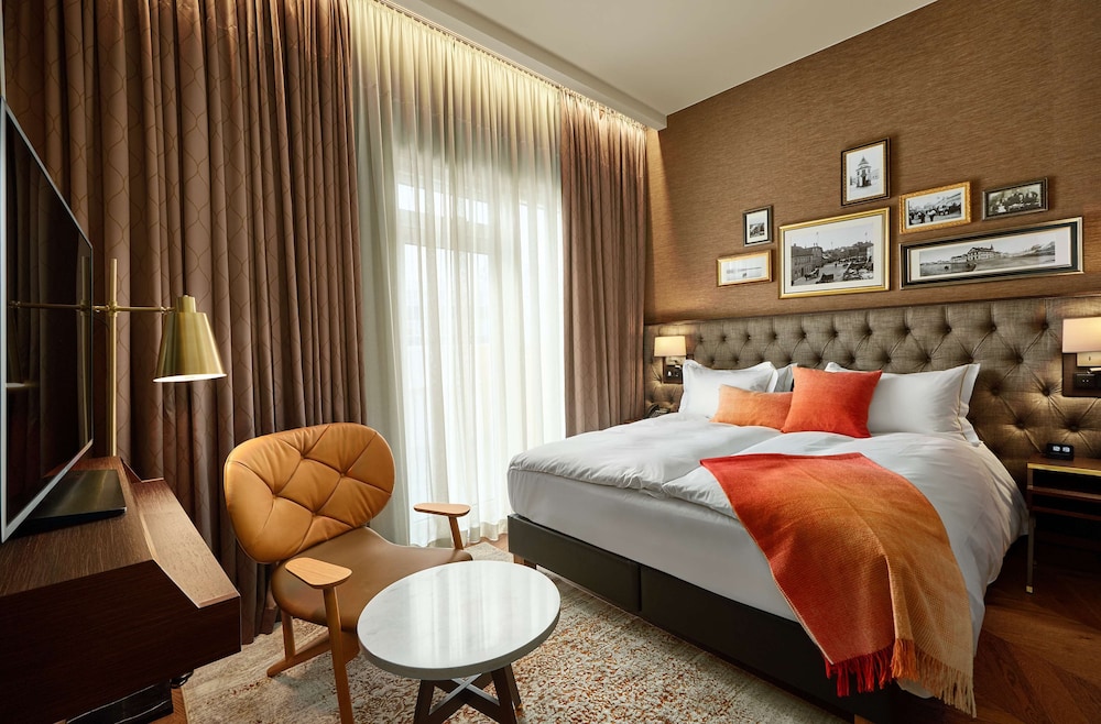 Queen Deluxe Room photo 3