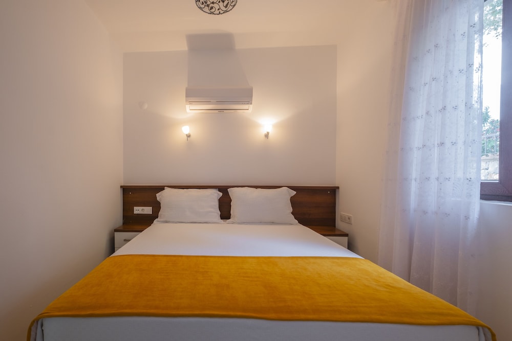 Villa, 5 Bedrooms (Olympia B2)