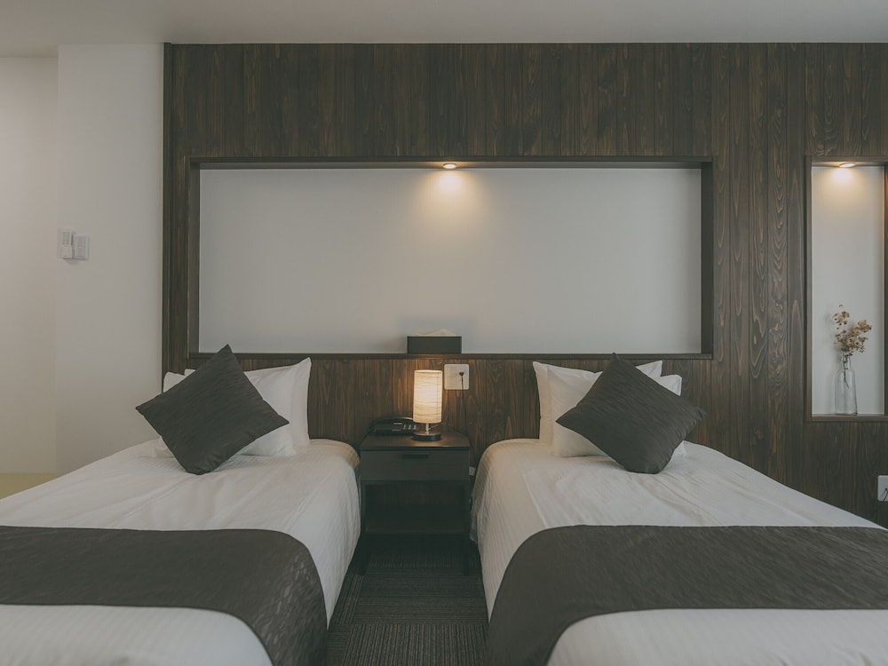 Japanese Modern Room with 2 single beds - Bath and Toilet, Non Smoking photo 2